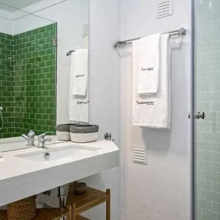 Apartment Com Piscina E Jardim Privado