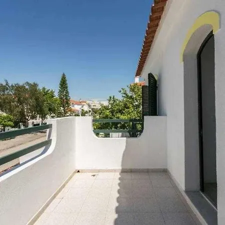 Διαμέρισμα Com Piscina E Jardim Privado *